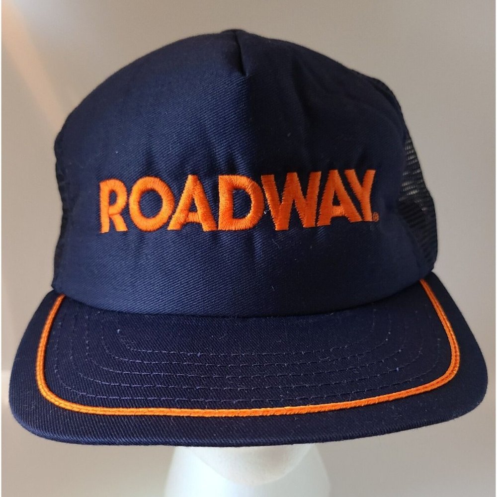Vintage Roadway Trucking Snapback Trucker Hat Made in USA. Very Nice Hat